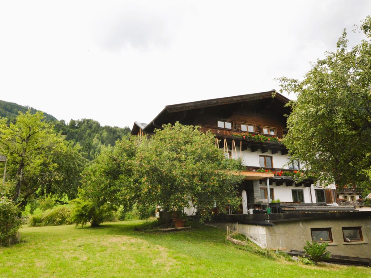 Villa photo 1