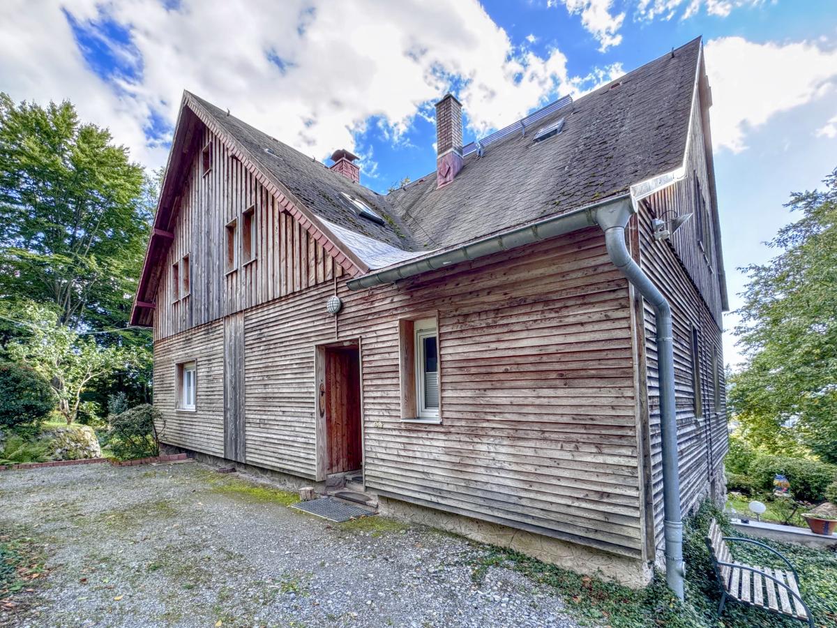 Exterior Summer