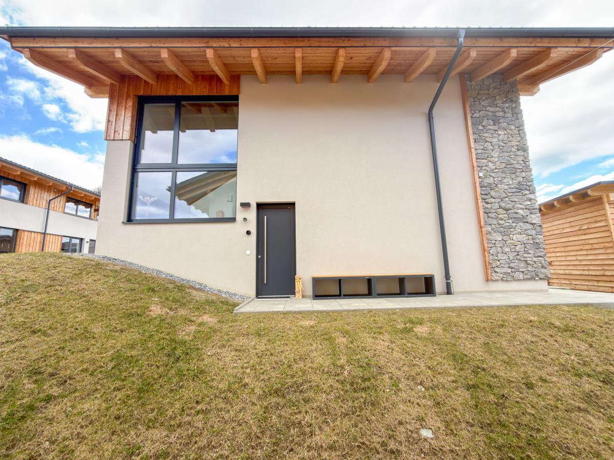 Exterior Summer