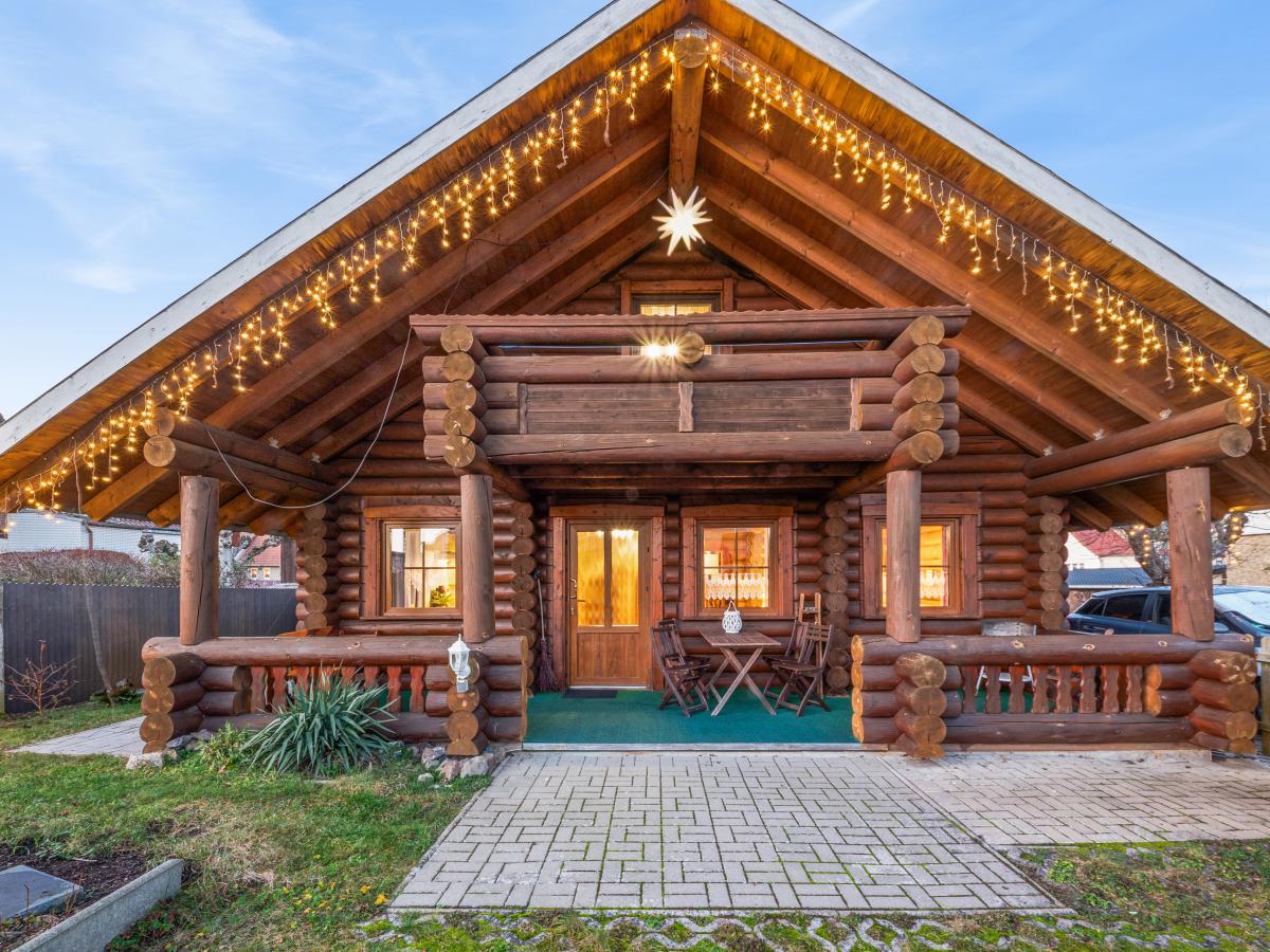 Villa photo 1