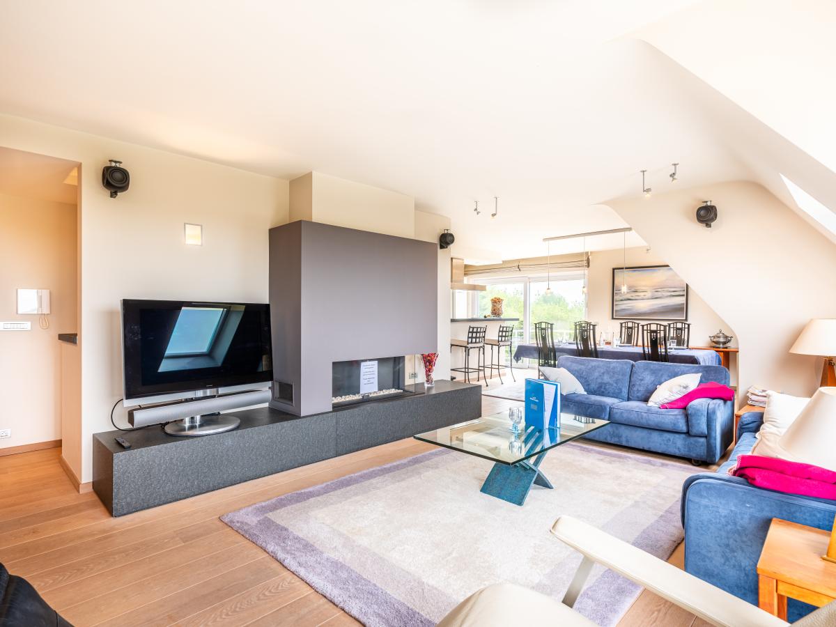 Villa photo 1