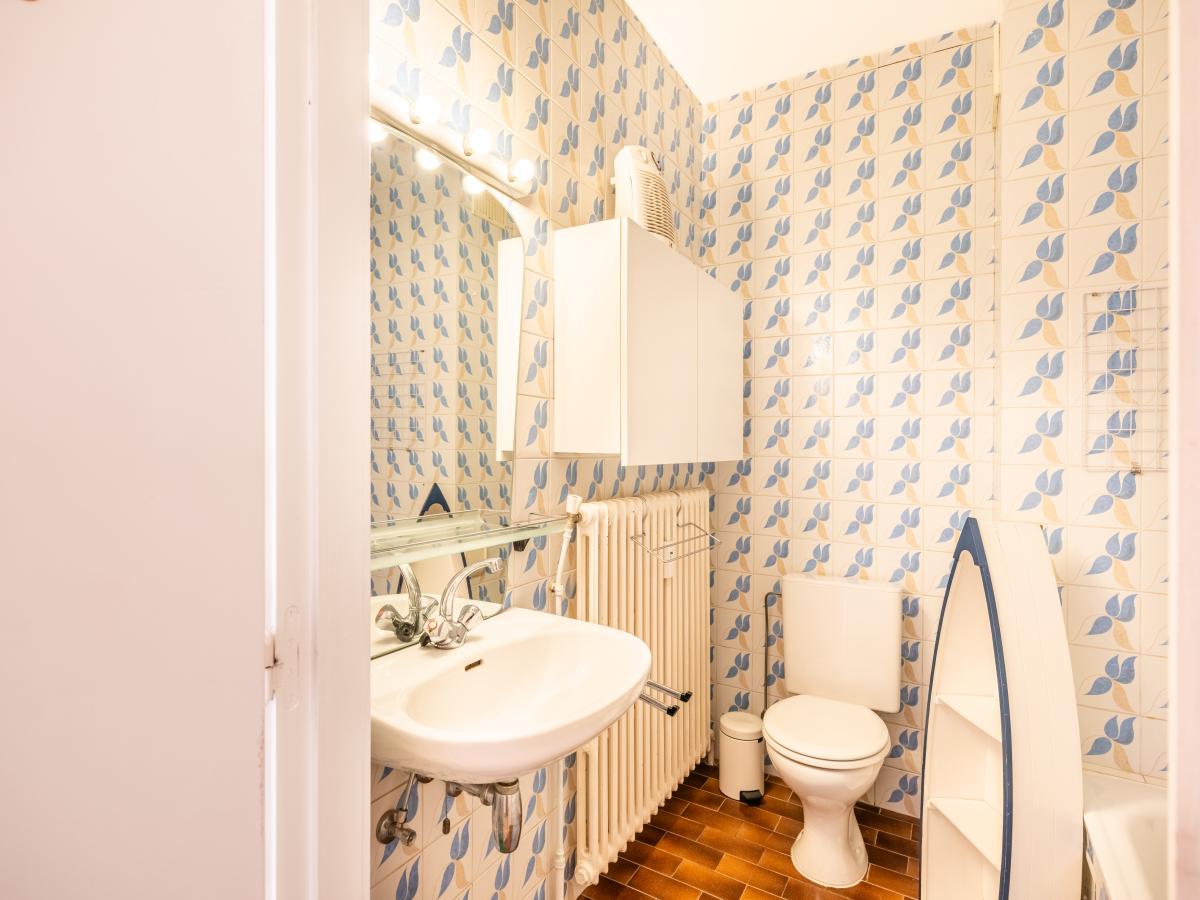 Bath Room