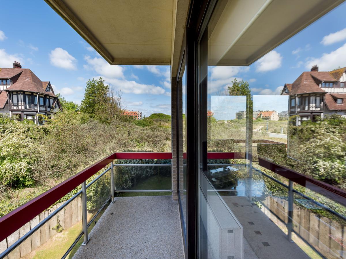 Villa photo 1