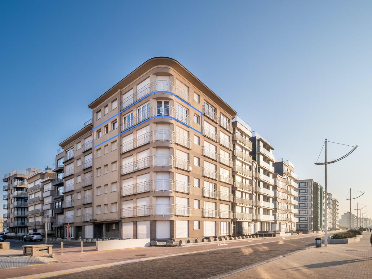 Exterior Summer