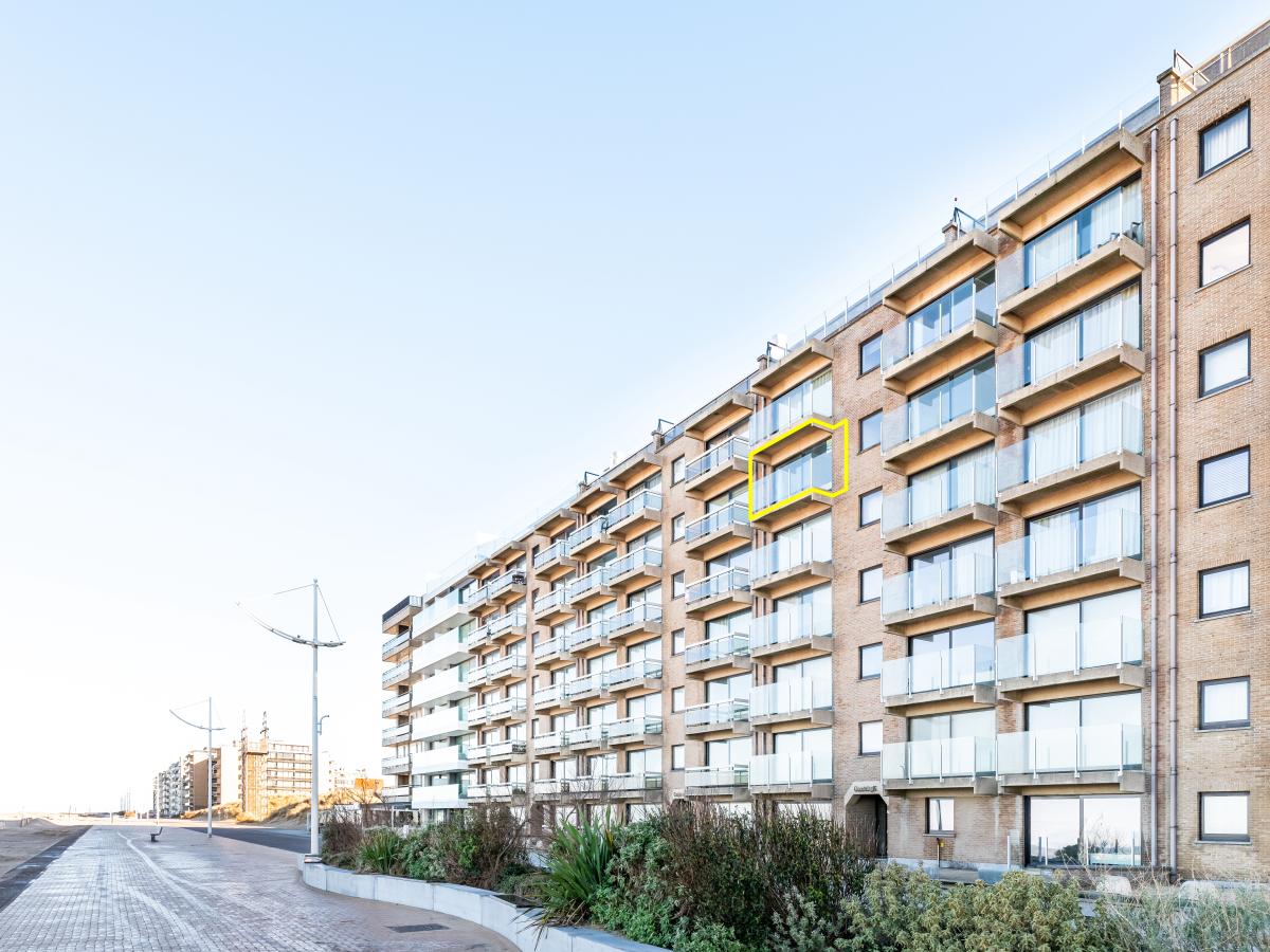 Exterior Summer