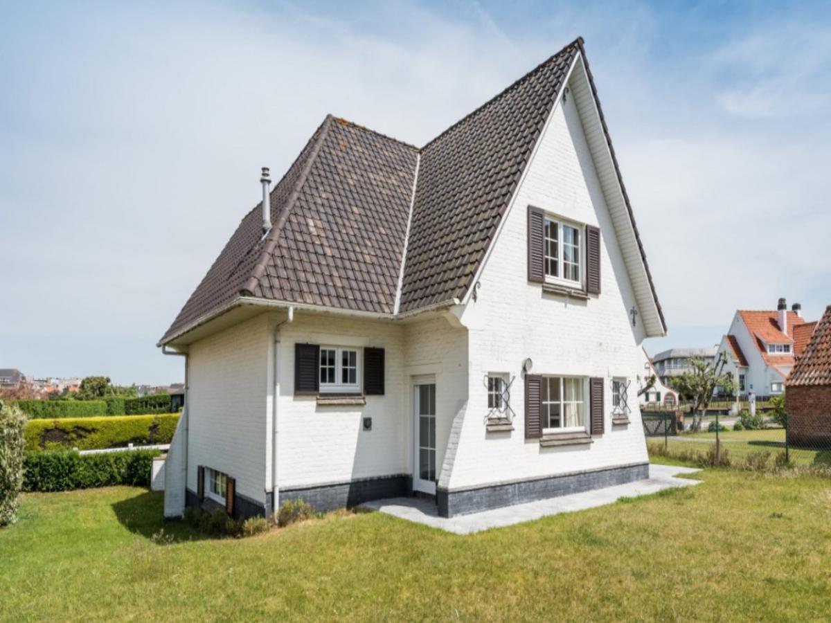 Villa photo 1