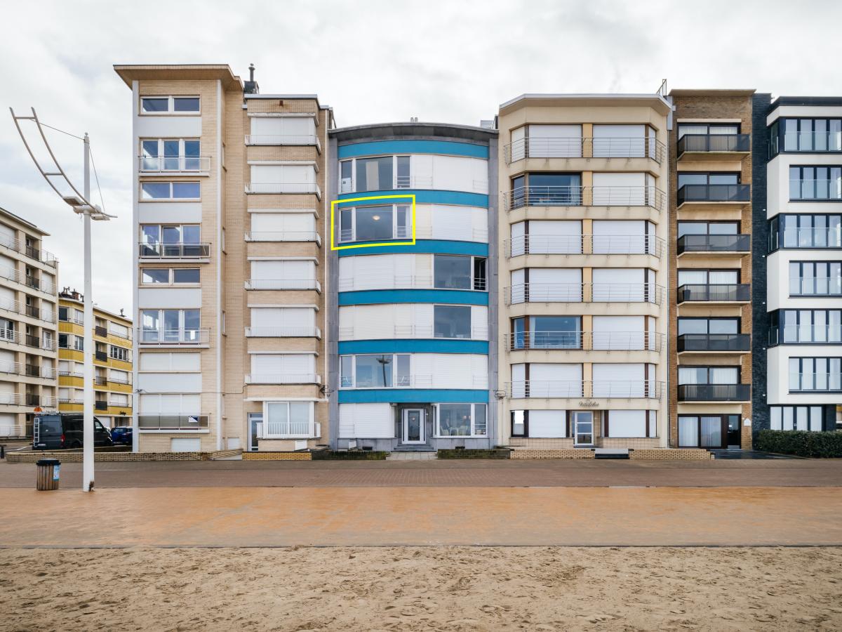 Exterior Summer