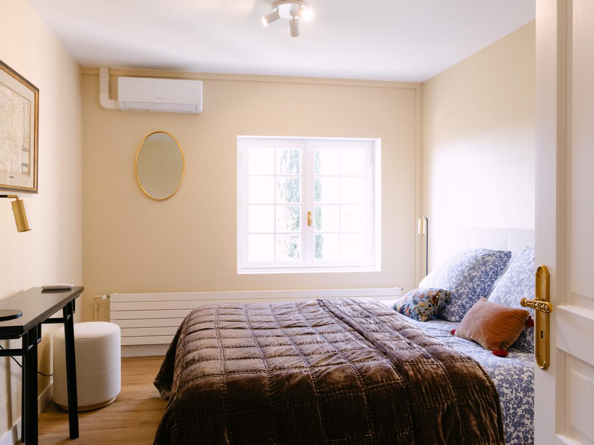 Bed Room