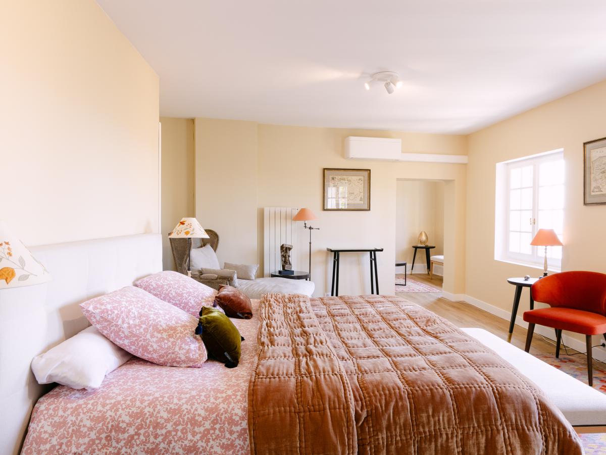 Bed Room