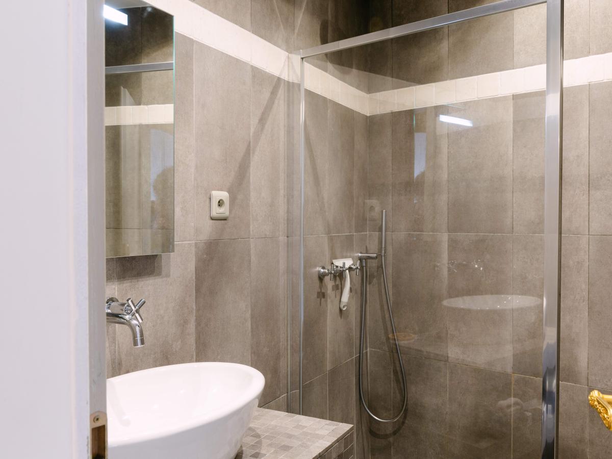Bath Room