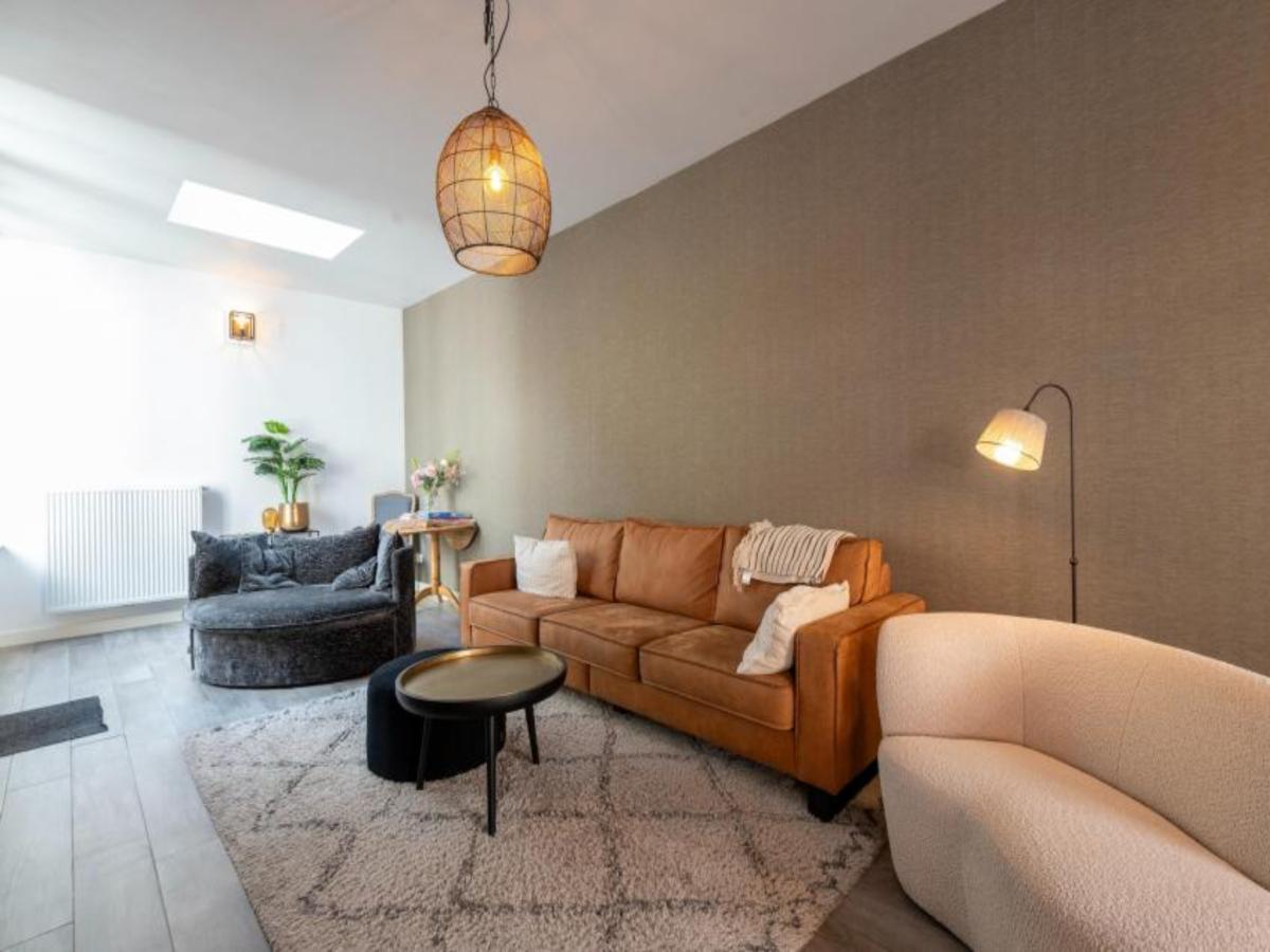 Villa photo 1