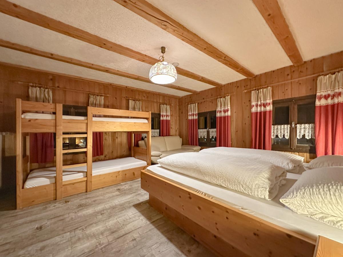 Bed Room