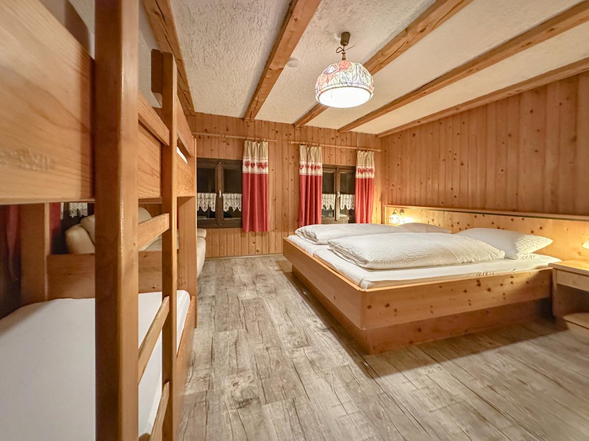 Bed Room