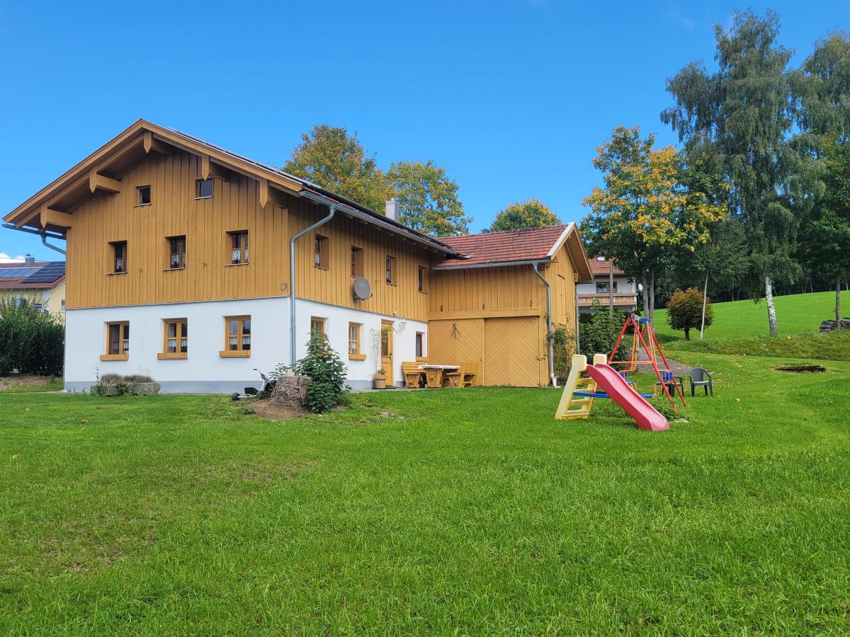 Exterior Summer