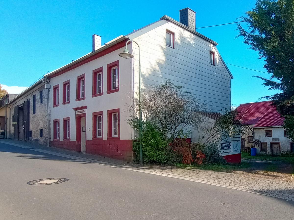 Villa photo 1
