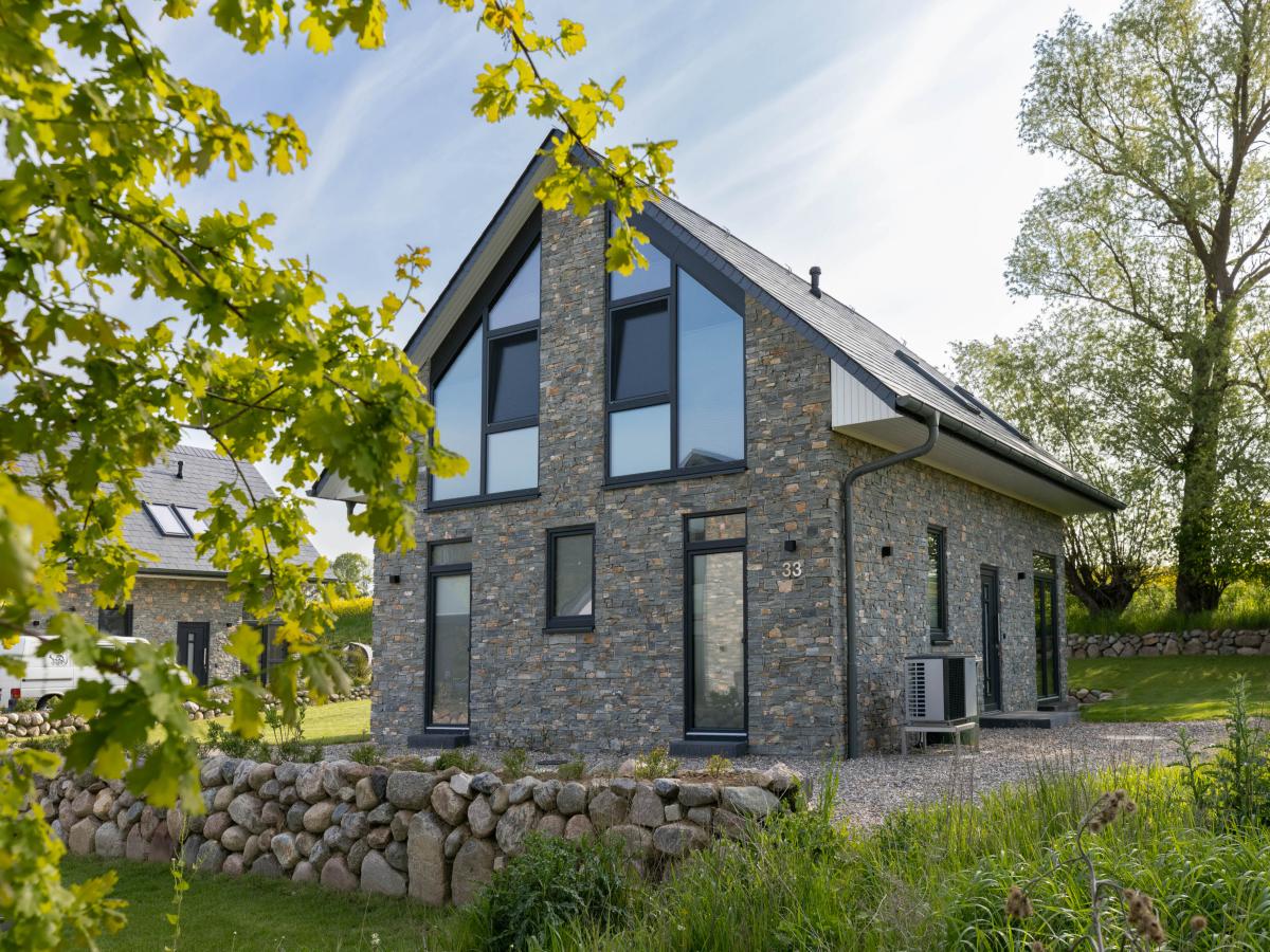 Exterior Summer