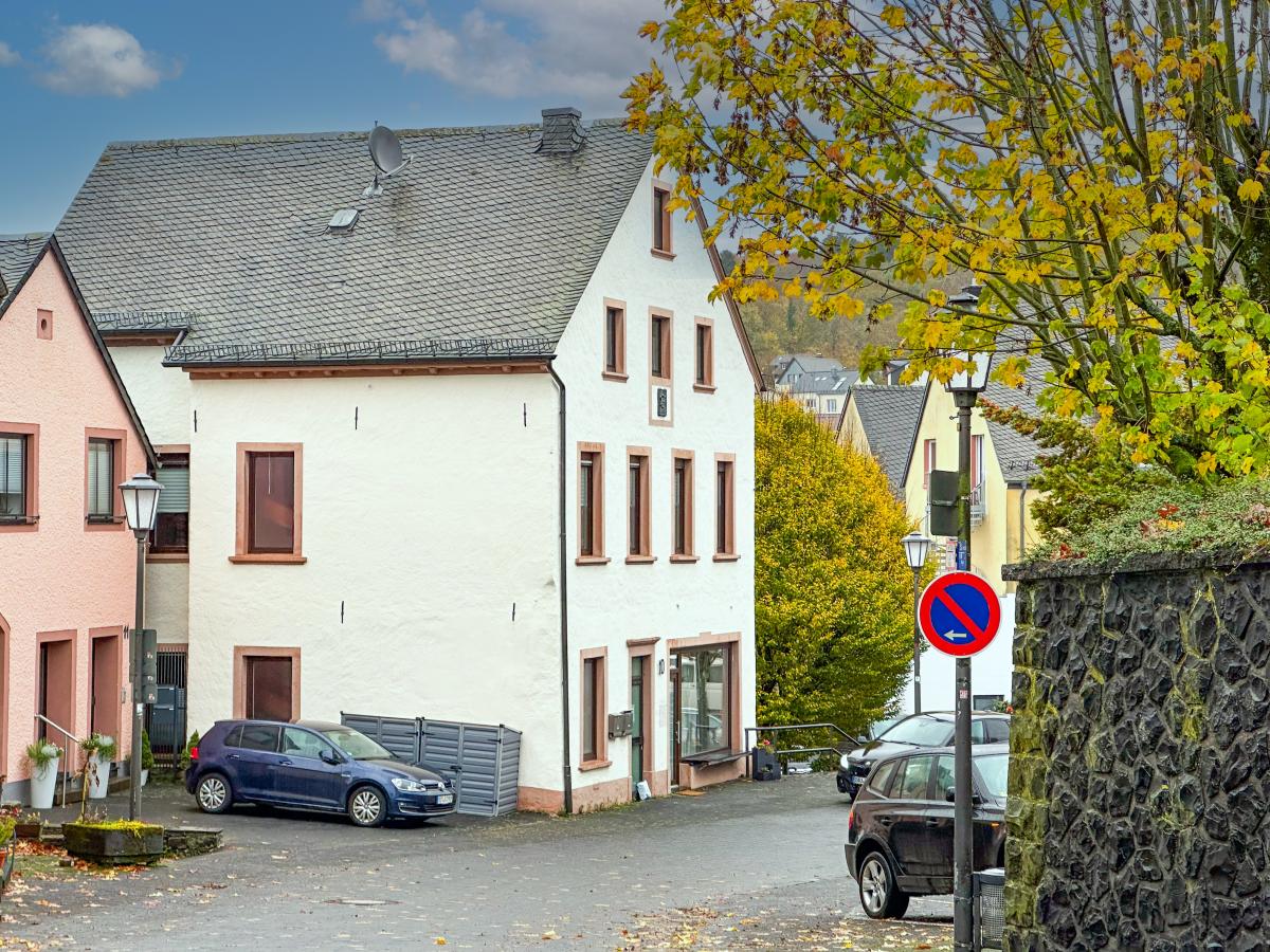 Exterior Summer