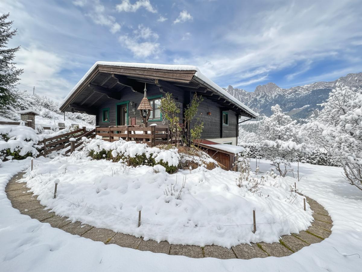 Villa photo 1
