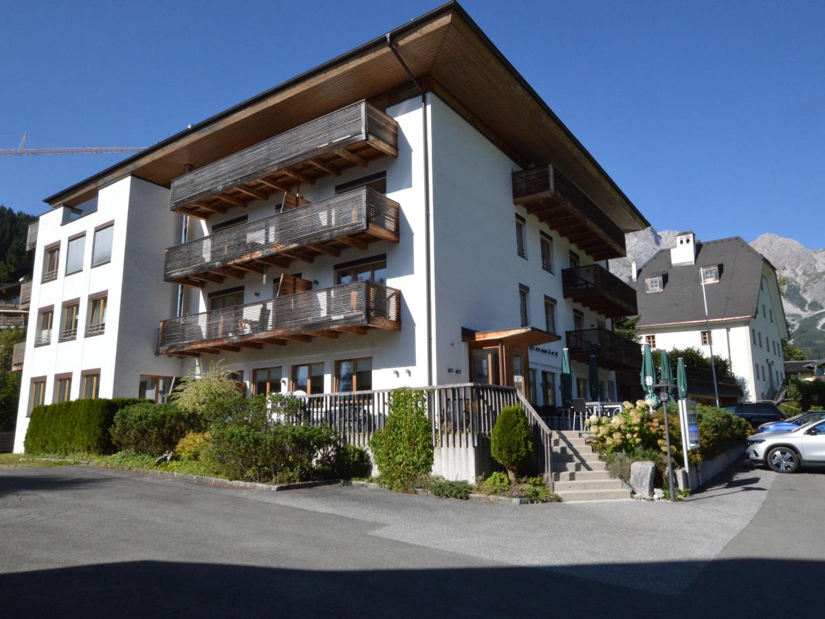 Villa photo 1