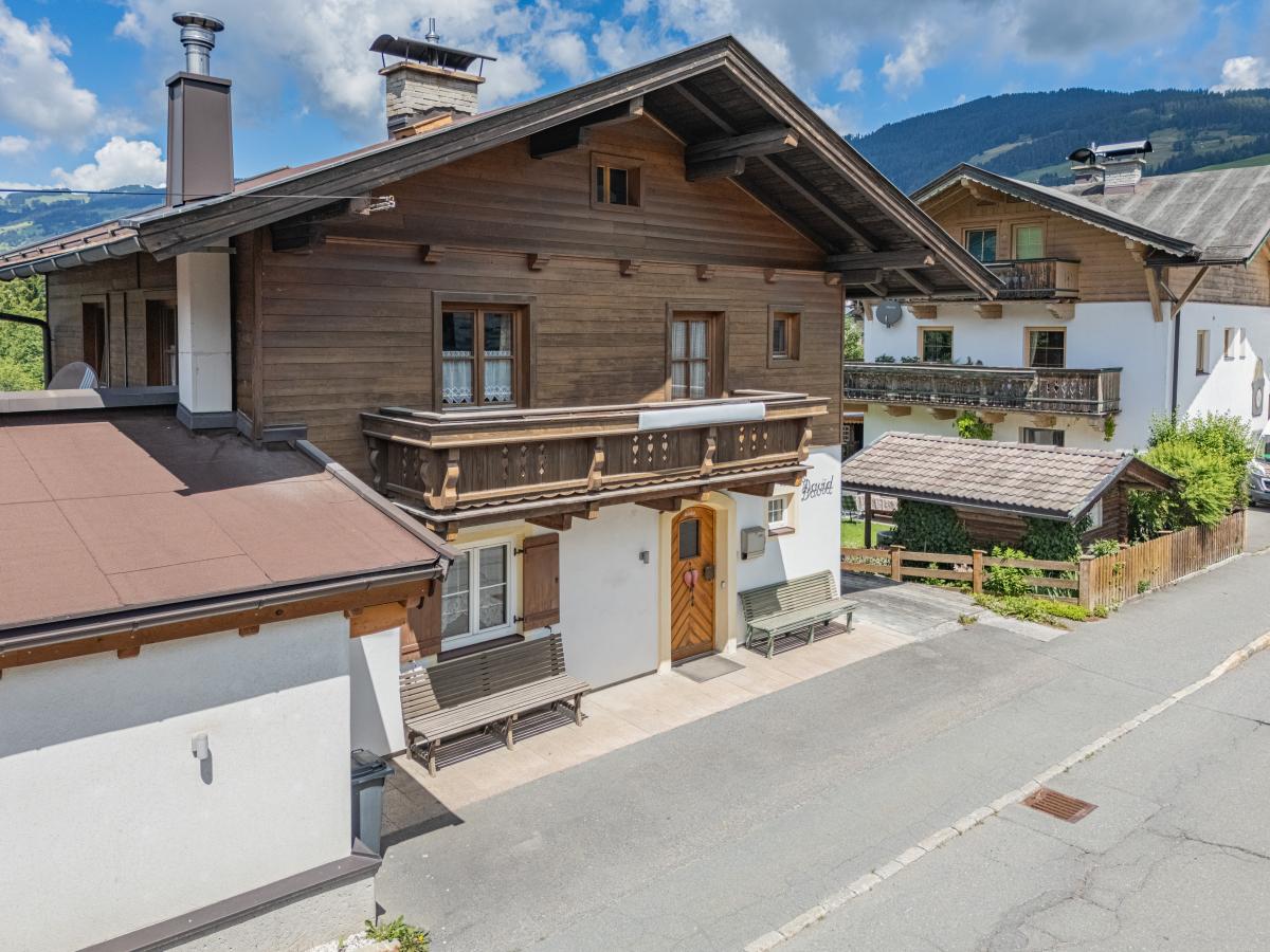 Exterior Summer