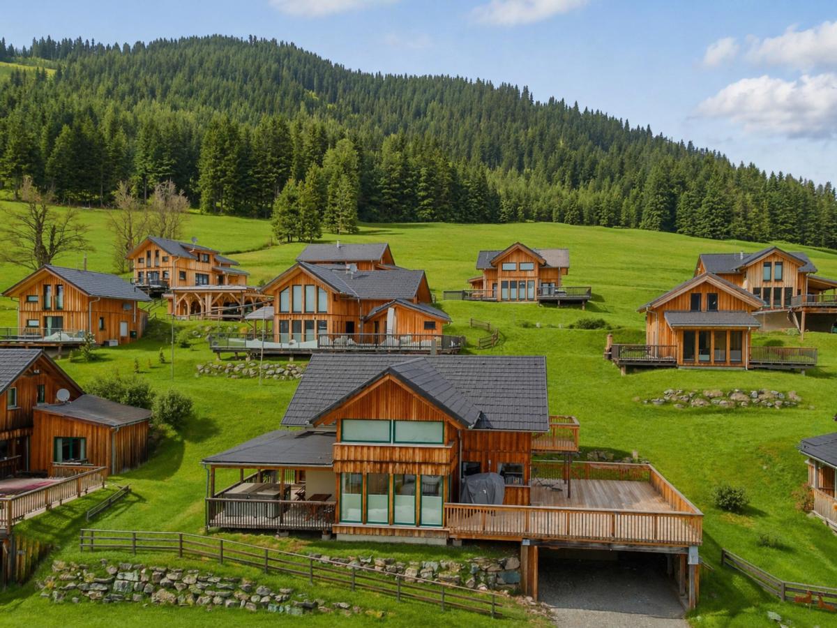 Exterior Summer