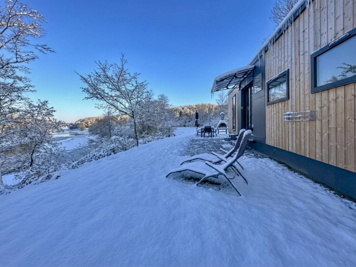 Exterior Winter