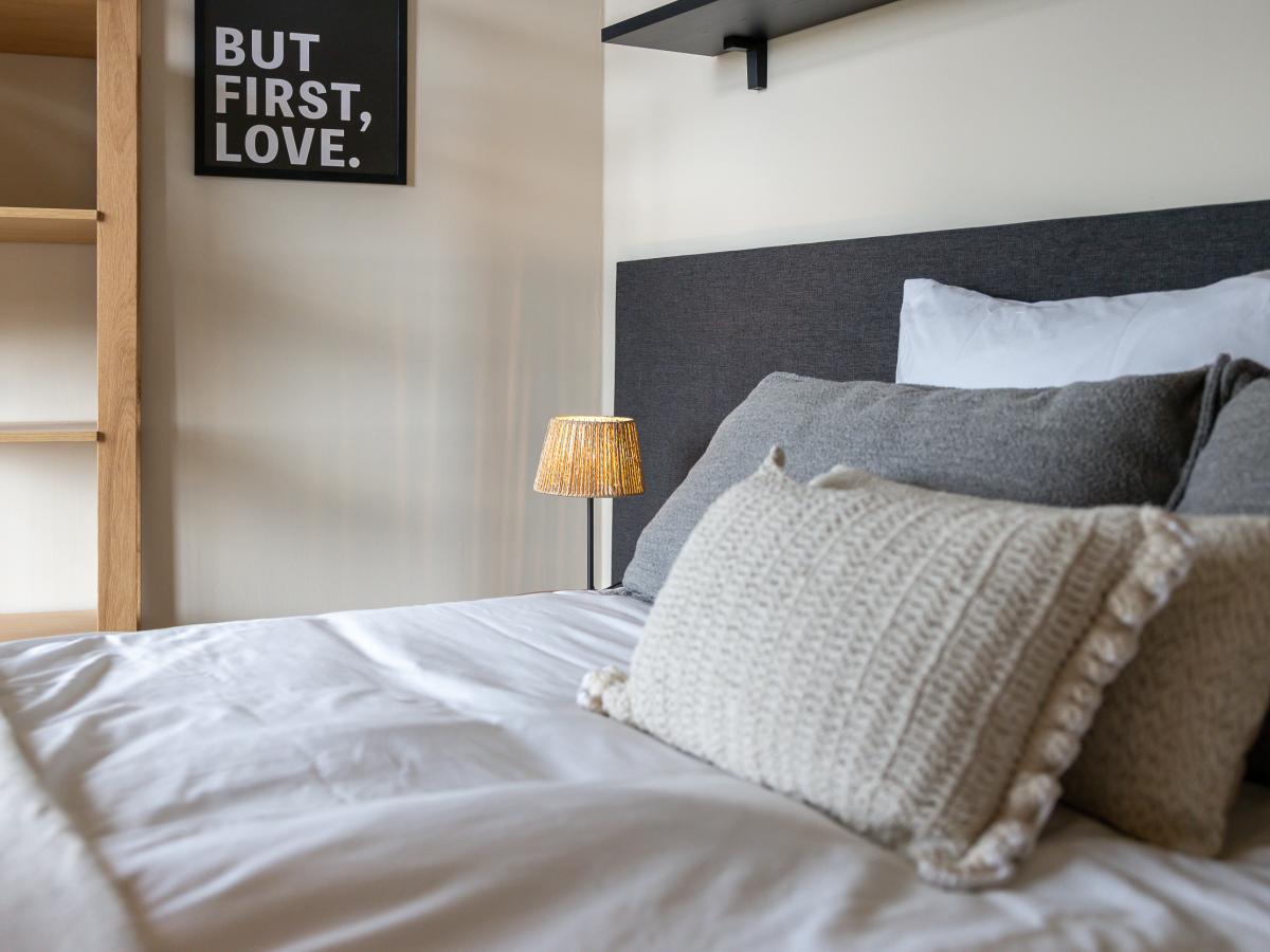 Bed Room