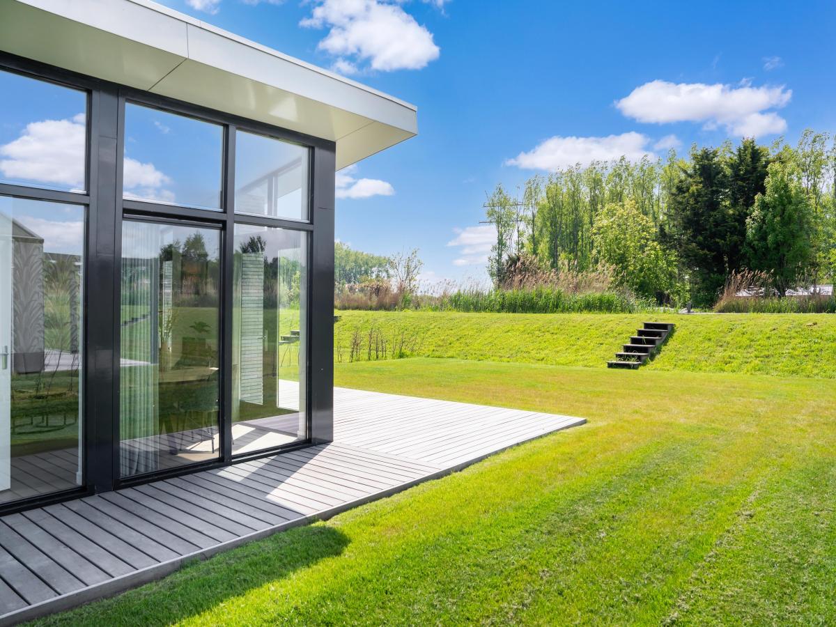 Villa photo 1