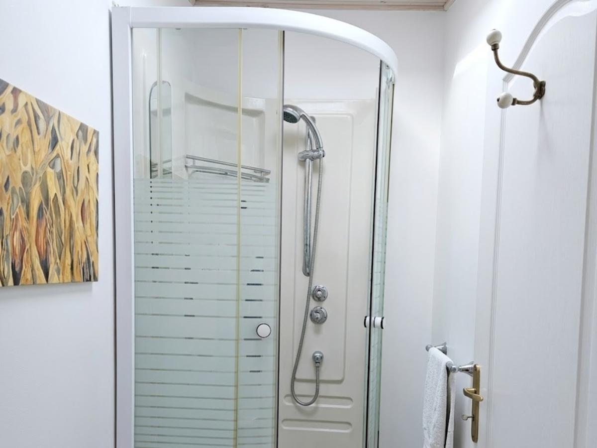 Bath Room