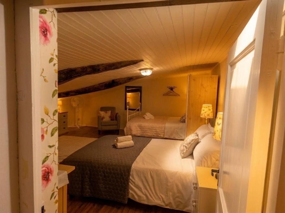 Bed Room