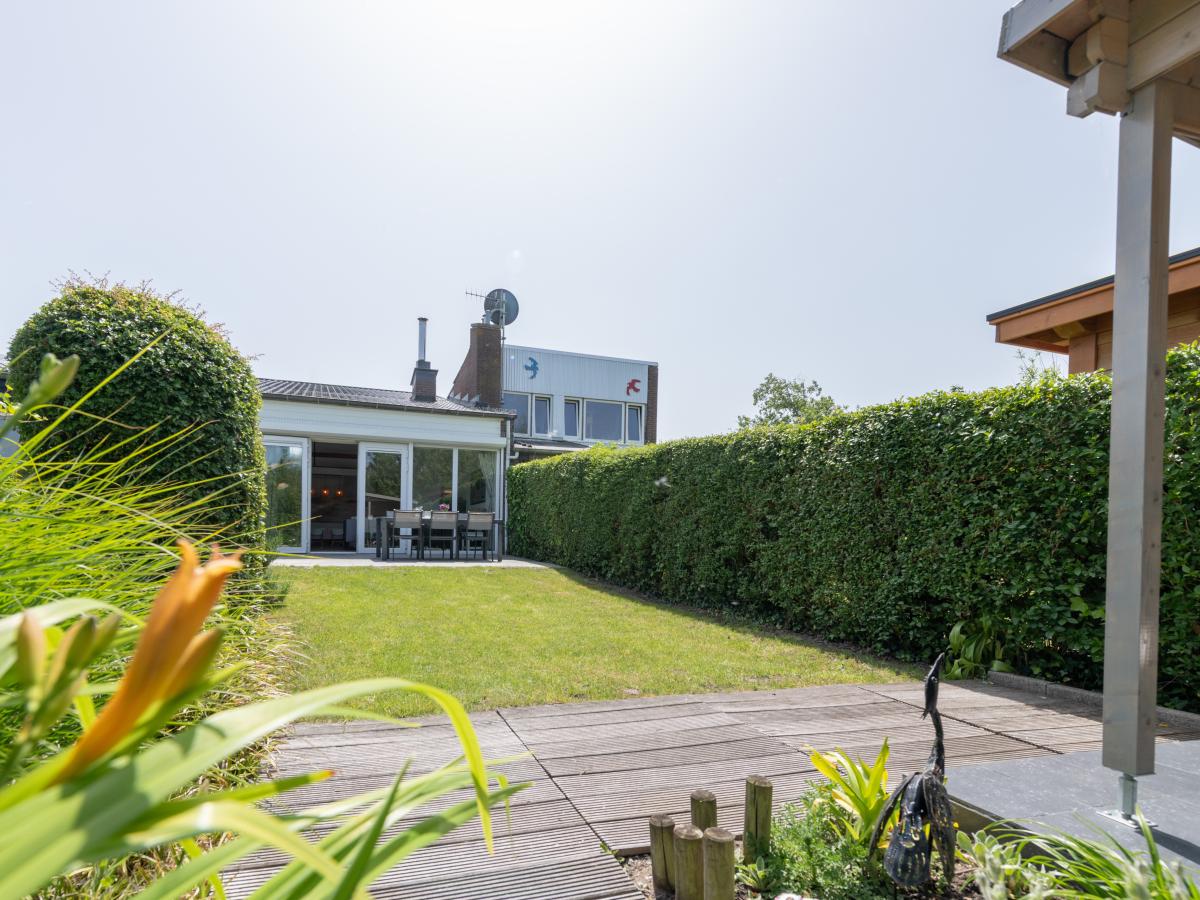 Villa photo 1