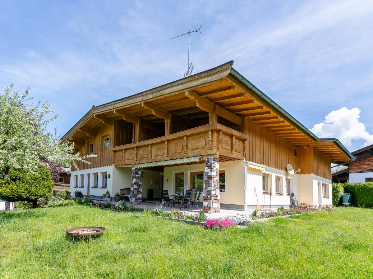 Villa photo 1