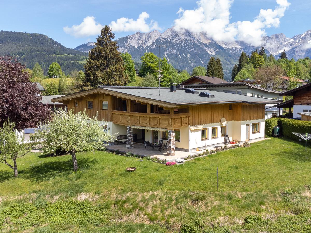 Villa photo 1