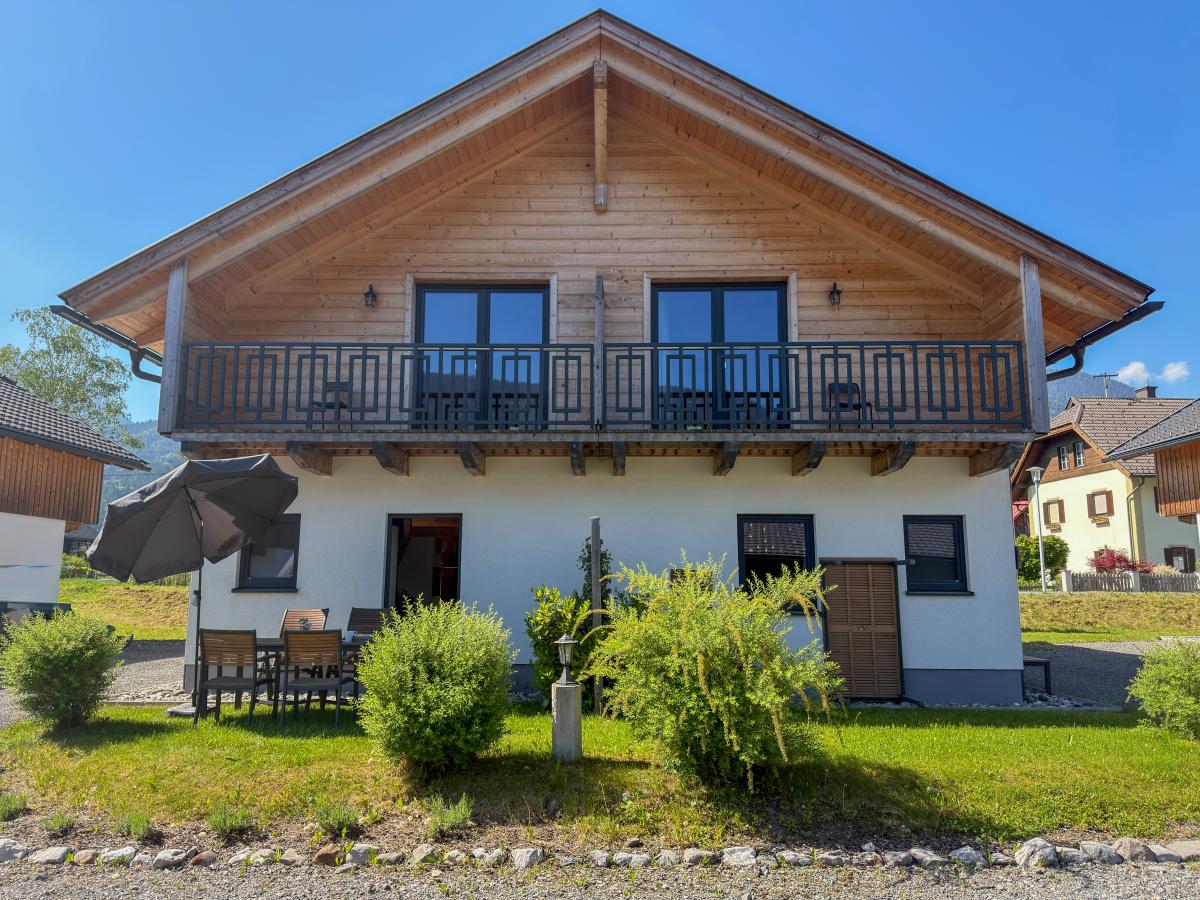 Villa photo 1