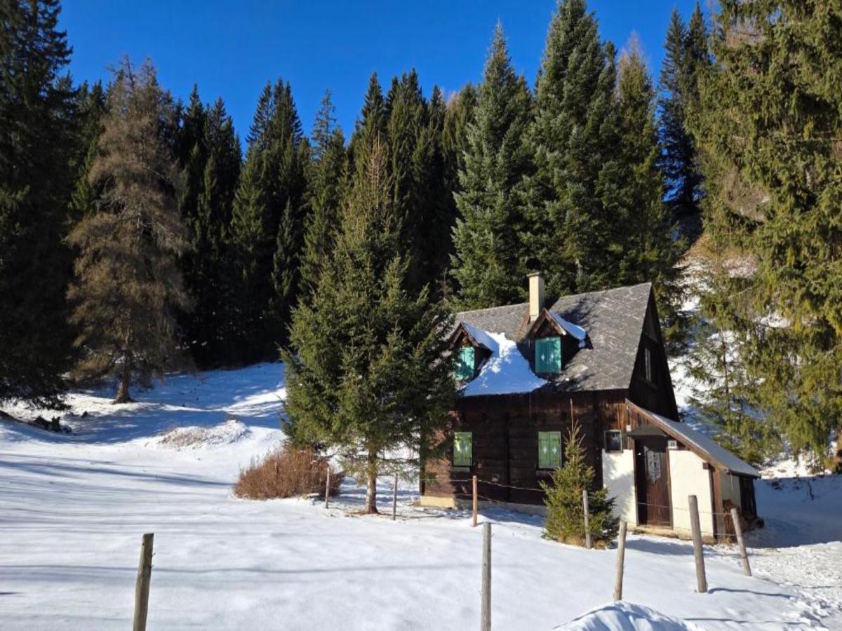 Exterior Winter