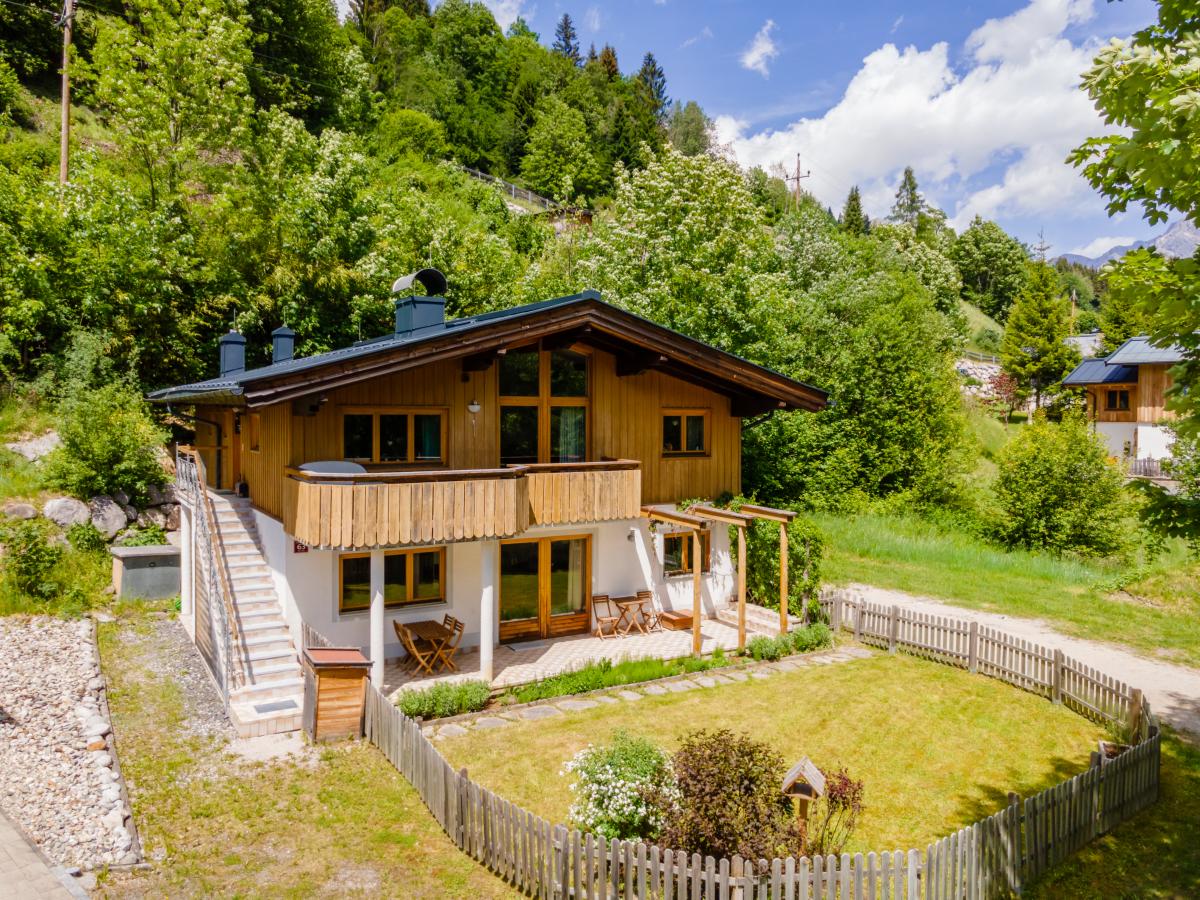 Villa photo 1