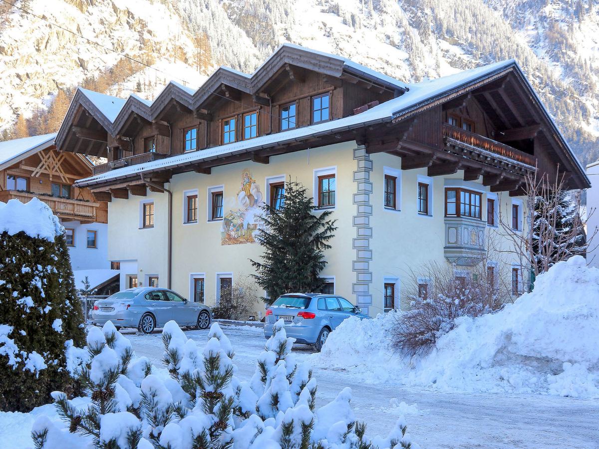 Exterior Winter