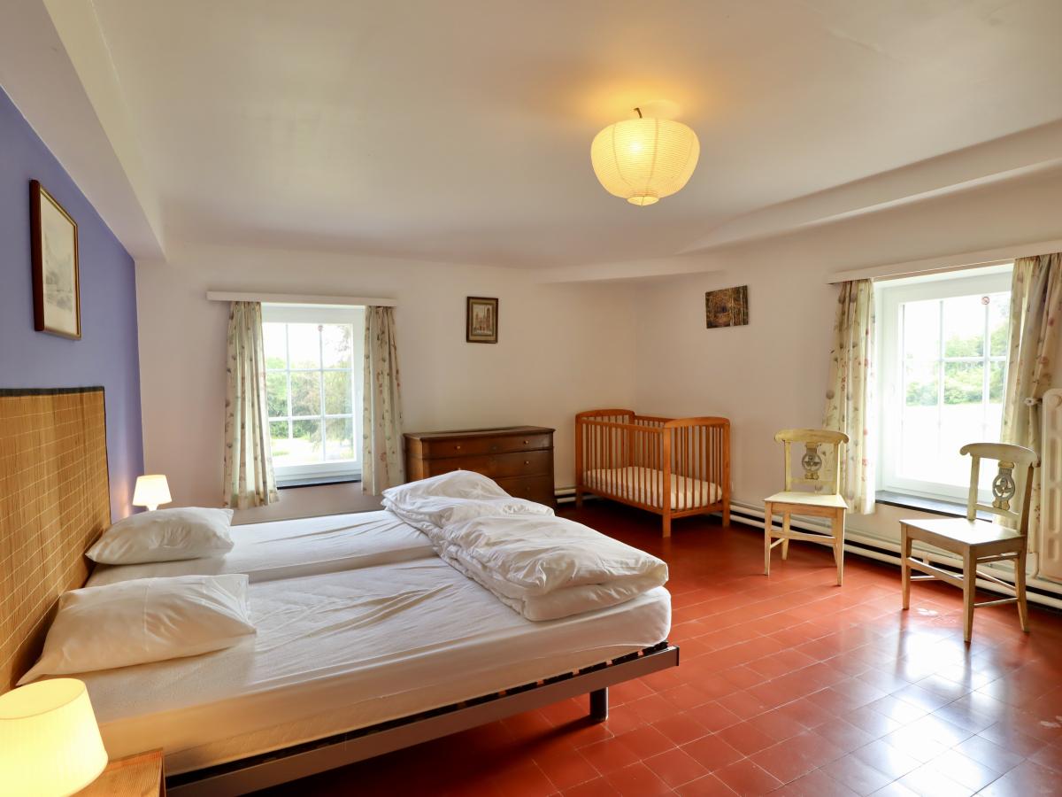 Bed Room
