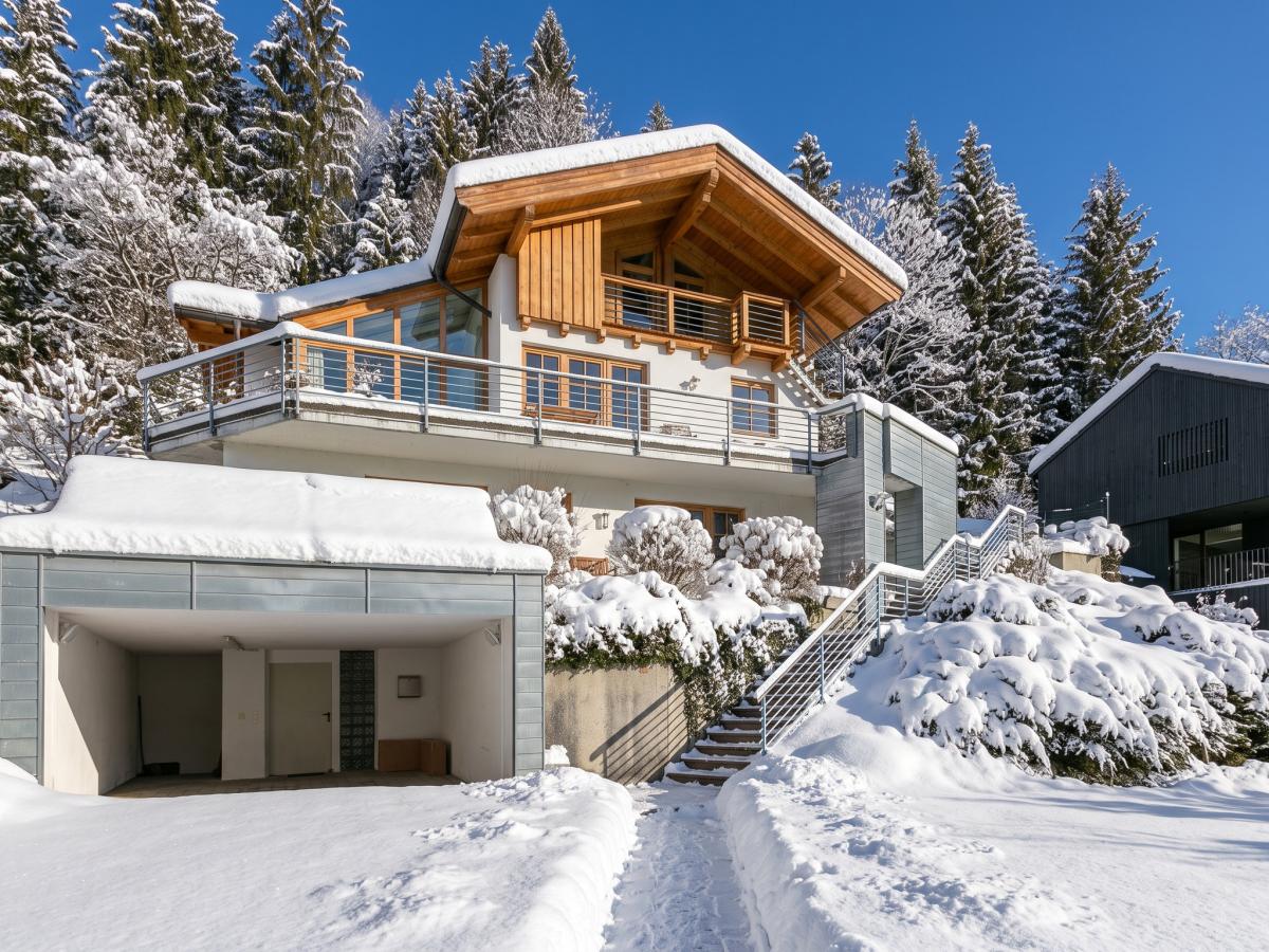 Villa photo 1