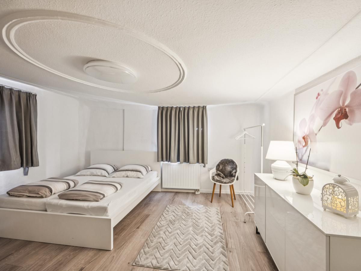 Bed Room