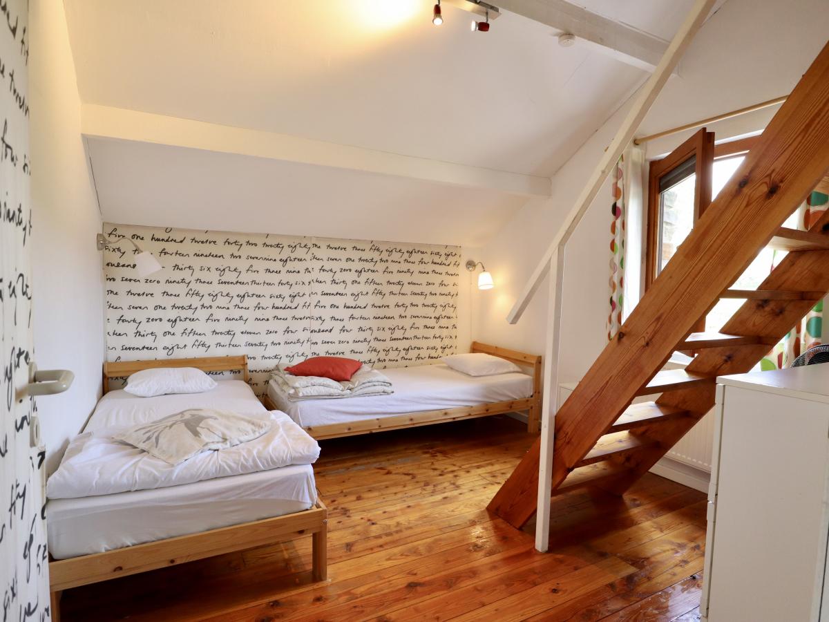 Bed Room