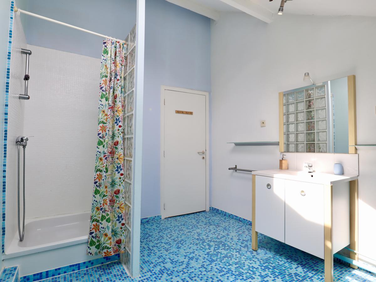 Bath Room