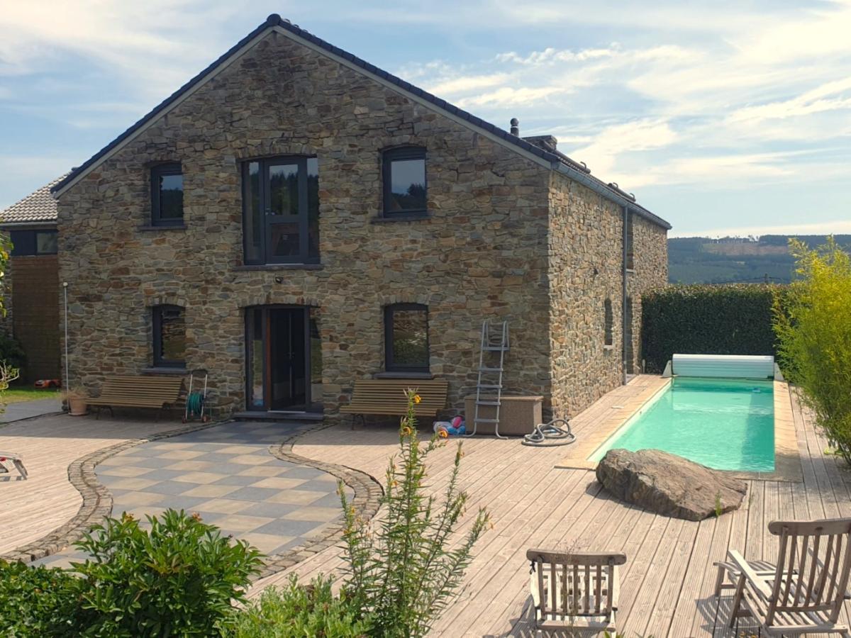 Villa photo 1