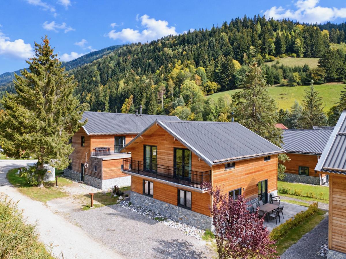 Exterior Summer