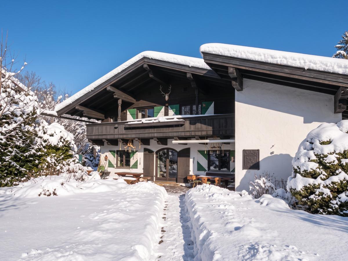 Exterior Winter