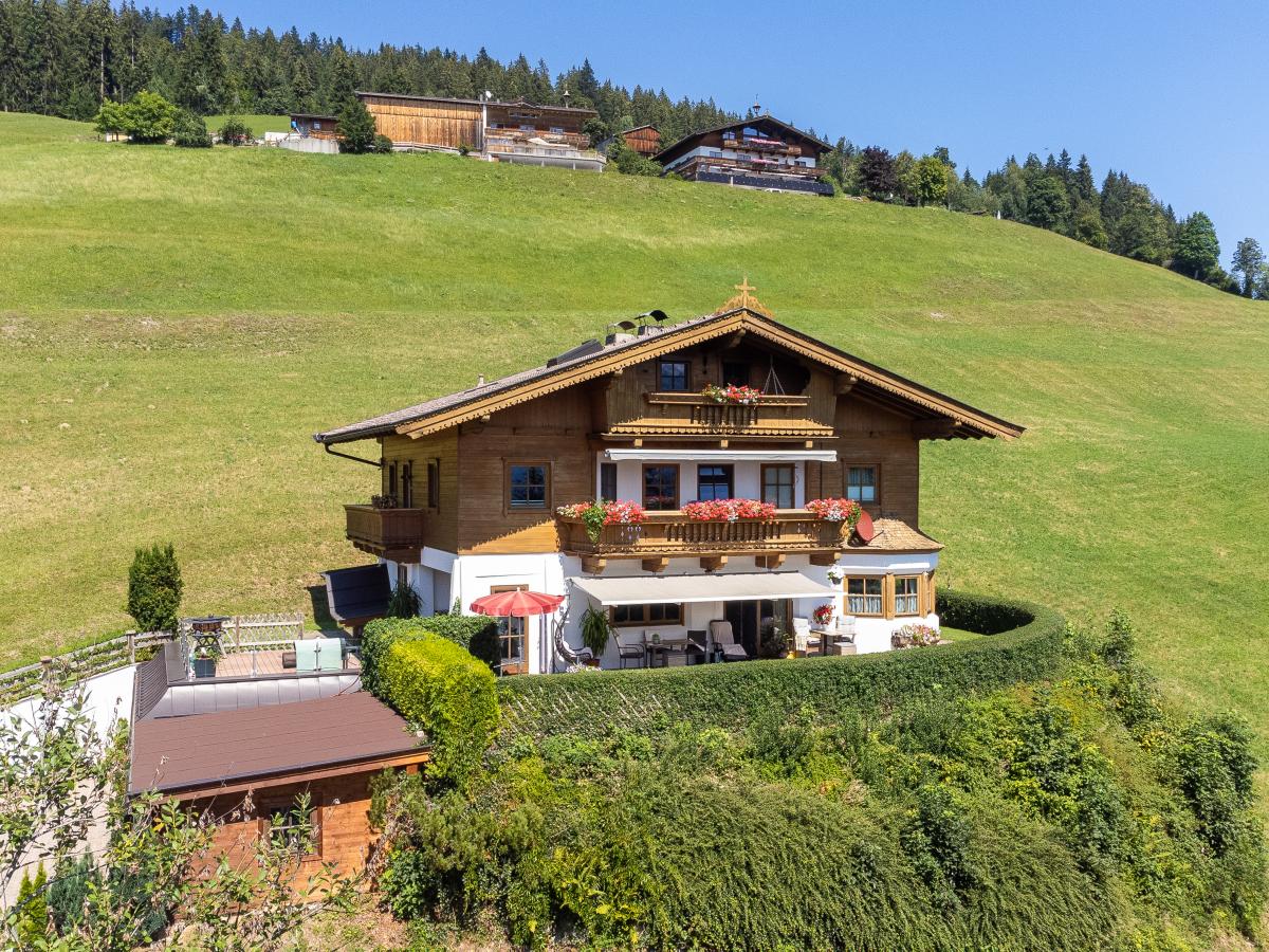 Exterior Summer