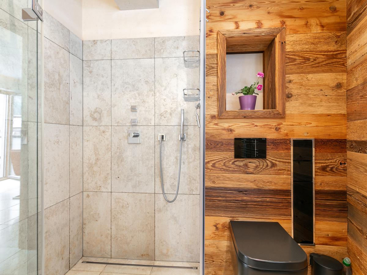 Bath Room