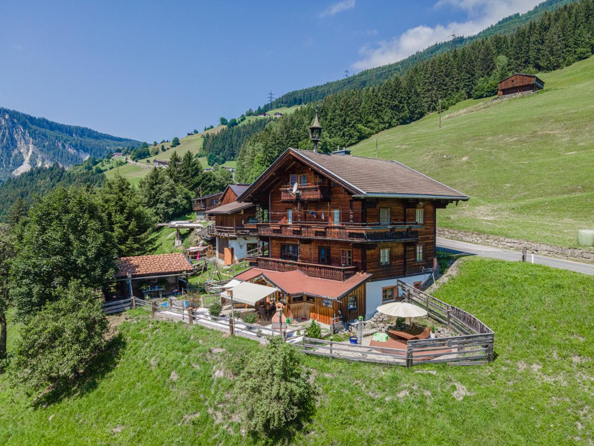 Exterior Summer