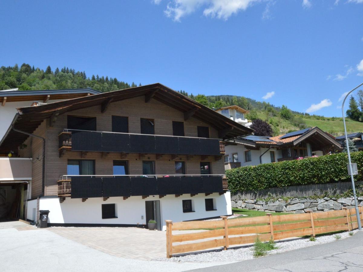 Exterior Summer