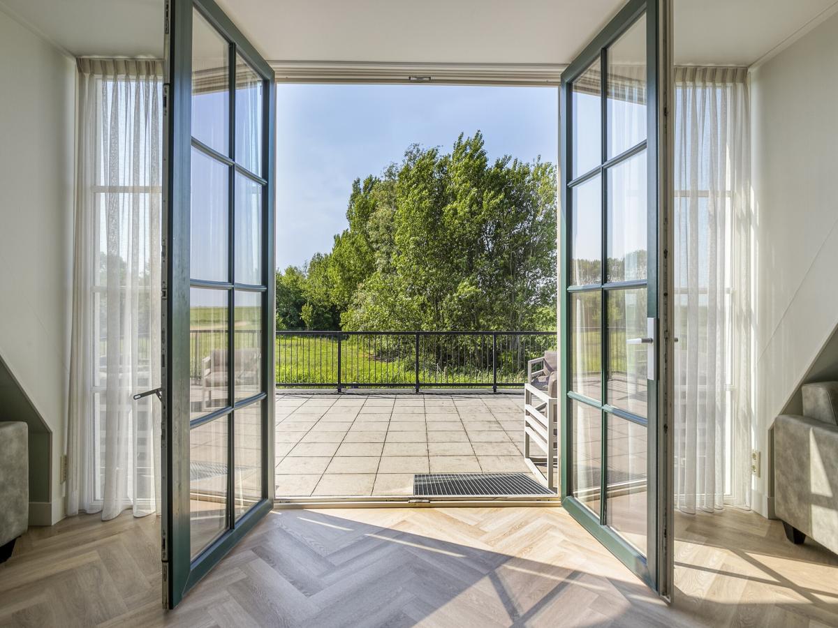 View Summer